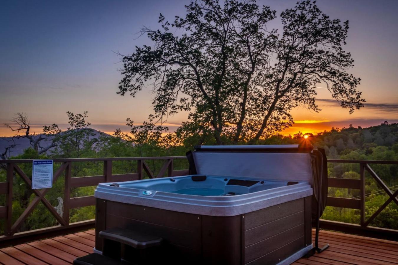 10-Acre Forest Villa, Single Floor, Hot Tub, Patio Oakhurst Exterior foto